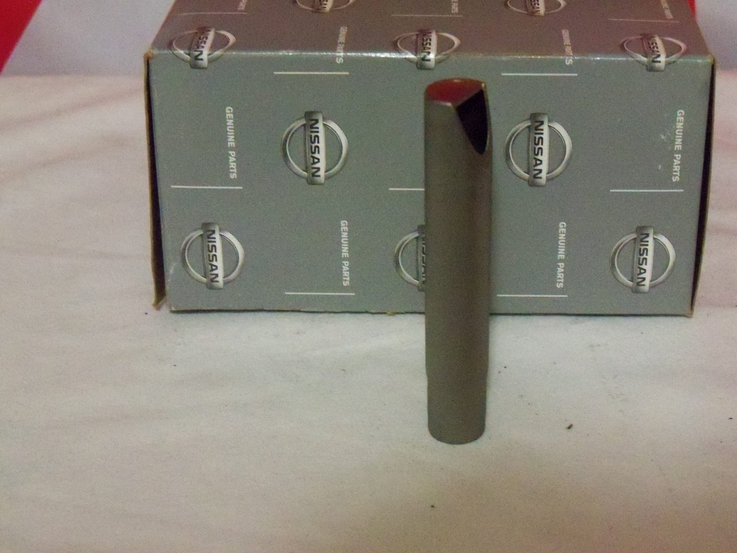 Datsun Fairlday Roadster Oil Filter Tube U20 & R16
