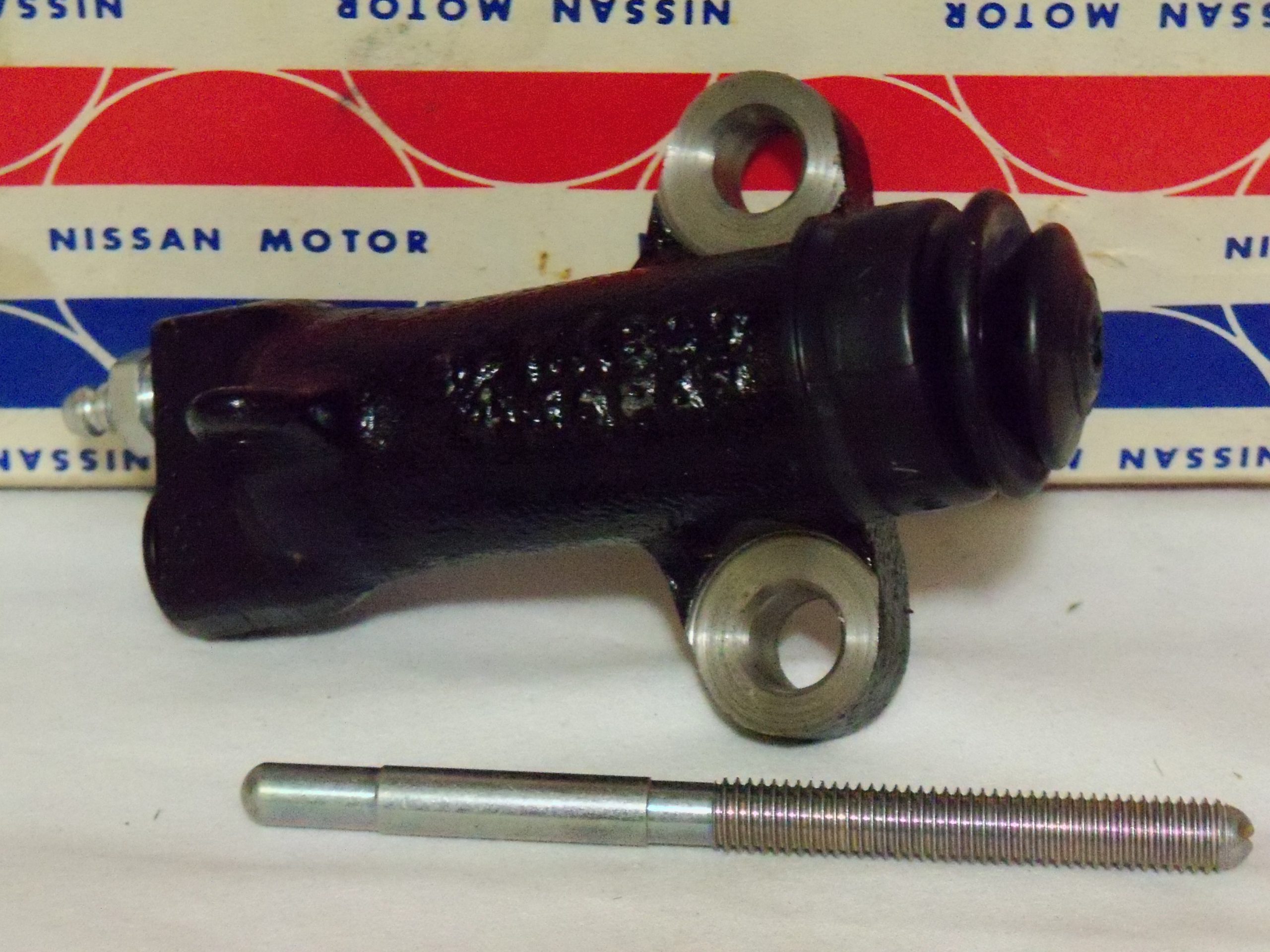 Datsun Fairlady Roadster Slave Cyl U20 & R16 NOS 67.5 to 1970