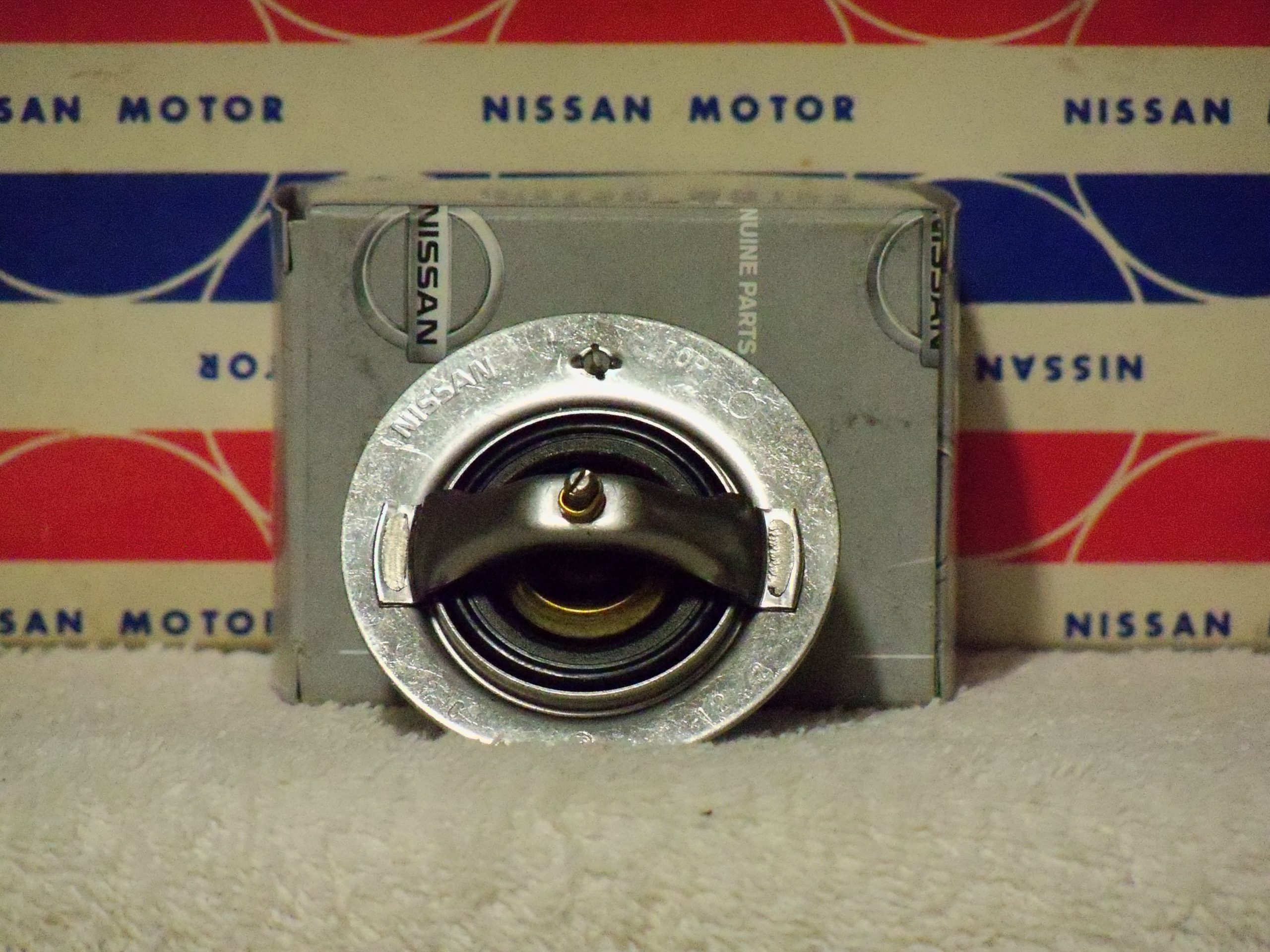 Datsun Fairlady Roadster U20 & R16 Thermostat